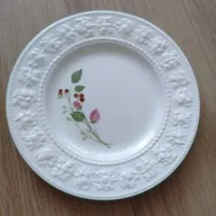 ２枚セットWEDGWOODウェッジウッド フェスティビティラズベリー プレートのサムネイル