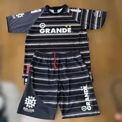 GRANDE サッカーシャツ＆ショートパンツセットのサムネイル