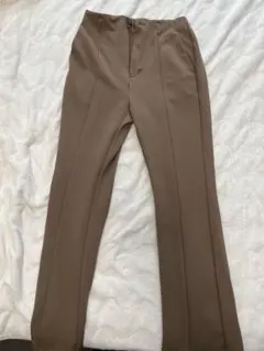 GU ブラウン カットソーフレアスラックス XS 丈長め