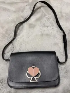 Kate Spade ブラックレザーショルダーバッグ