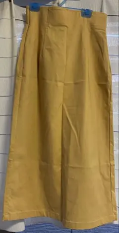 GU イエローレースアップロングスカート