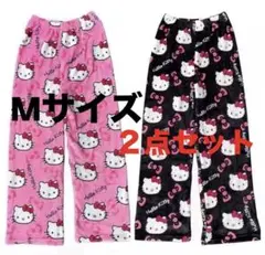 ☆ハローキティもこもこフリースルームウェア　Mサイズ　２点セットのサムネイル