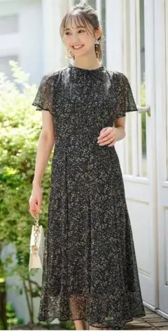 花柄ロングワンピース