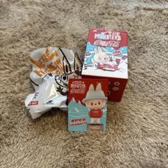 THE MONSTERS Coca Cola Figures vacation