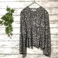 UNIQLO　ユニクロ　プリントVネックブラウス　フラワープリント　長袖　M