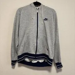 Nike グレー ジップアップパーカー