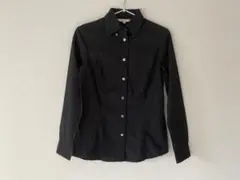 ブラックシャツのサムネイル