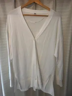 UNIQLO ホワイト カーディガン Lサイズ　春服