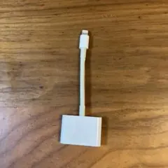 Apple純正品　Lightning to HDMI変換アダプター