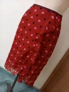 赤 ハート柄 シフォンタイトスカート フリル付き