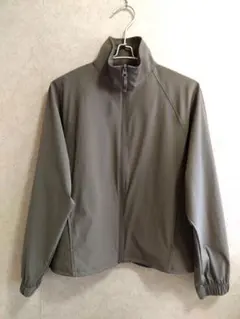 UNIQLO ウルトラストレッチ アクティブブルゾン