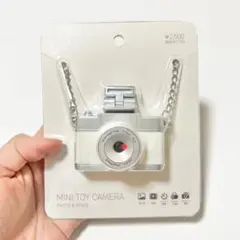 【新品未開封】スリコ　スリーコインズ　3coins ミニトイカメラ　アイボリー
