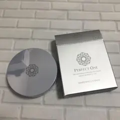 パーフェクトワン 薬用SPホワイトニングUVバームのサムネイル