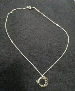 星形　スワロフスキー付き　月型　ネックレス