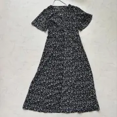 【美品】GU ワンピース 花柄 半袖 フレア S（F123）