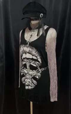 Chesty ネイビー フリル付きノースリーブ トップス - メルカリ