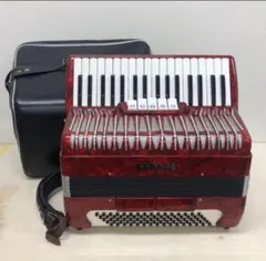 Yamaha 赤 アコーディオン 32鍵 ケース付き 赤いアコーディオン ケース付き ヤマハ - メルカリ