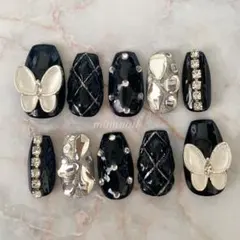 ♡オーダー制♡ネイルチップ 量産型 韓国 フレンチガーリーブラック埋め尽くし 蝶