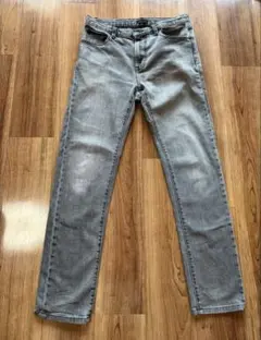 UNIQLO ウルトラストレッチジーンズ グレー　29 新品