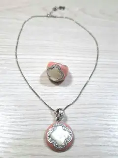 マザーオブパール使用ネックレス&リング セット美品