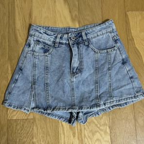 即購入OK SHEIN デニム スカパン