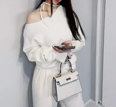 Item thumbnail for item 5aeddea3-ece6-4977-a607-760dcddd466e