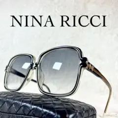 極美品　NINA RICCI　ビンテージサングラス　ブラック・ホワイトフレーム