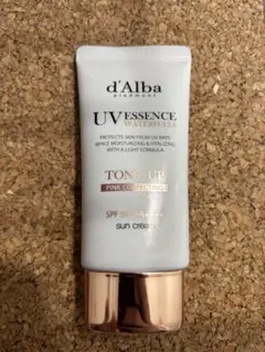 d'Alba UVエッセンスウォーターフル SPF50+