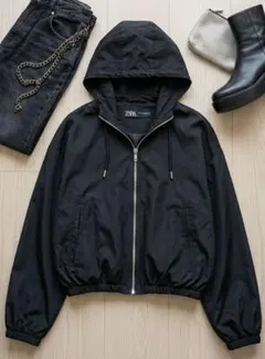 ZARA フード付きブラックジャンパー M 超美品
