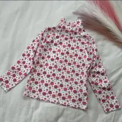 美品　りんご　ドッド　ピンク　白　120㎝　タートルネック　長袖　カットソー