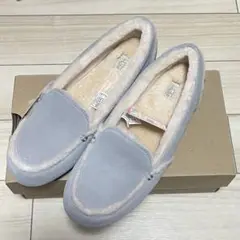 ugg 24