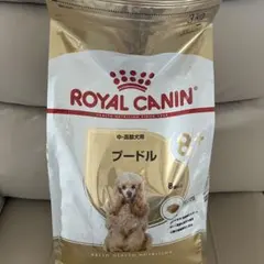 Royal Canin フレンチブルドッグ ドライフード 9キロ - メルカリ