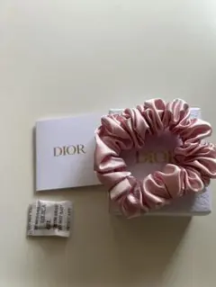 未使用　Dior ノベルティ　サテン ヘアゴム ピンク