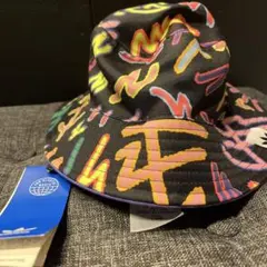 adidas キッズ帽子