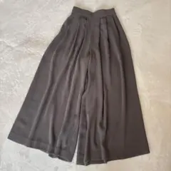 【anuans】ダブルサテンタックワイドパンツ　XS 新品未使用タグ付
