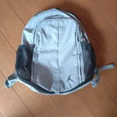 Jordan バスケットボール用リュック グレー