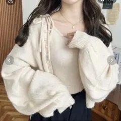 パール付きニットカーディガン＆リボン付きニットキャミソールアンサンブル