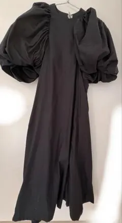 Noir Kei Ninomiyaブラック ロングワンピース パフスリーブのサムネイル