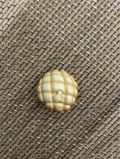 シークレット ブローチ　MICKEY'S BAKERY ミッキーメロンパン