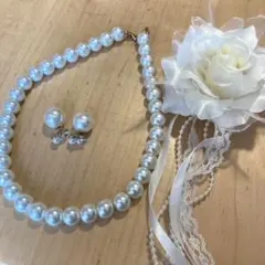 パールネックレスとイヤリングセット