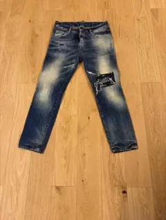 DSQUARED2 デニムパンツ ダメージ加工 イタリア製のサムネイル
