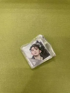 SEVENTEEN アクリルチャームfacethesun ウジ