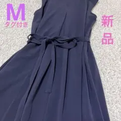 ユニクロ　クレープタックワンピース　Mのサムネイル