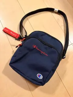 Champion ショルダーバッグ ネイビーのサムネイル