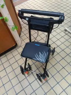 アメリカ製】 KneeRover ニーウォーカー松葉杖の代替／折りたたみ式