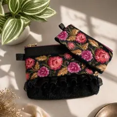 刺繍ポーチ ハンドメイド 花柄 ブラック フェイクレザー 大人可愛い 小物入れ