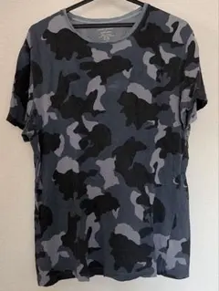 バナナリパブリック　迷彩柄クルーネックTシャツ