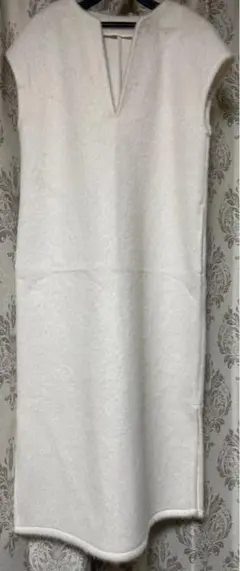 Item thumbnail for item f9acc7d0-9eb0-4252-ad44-f84a9303ee27