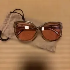 サングラス　ピンク