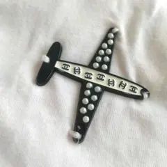 CHANEL 飛行機モチーフ ブローチ ノベルティ パールのサムネイル